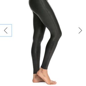 SPANX ready-to-wow Faux-Leather Leggings size M